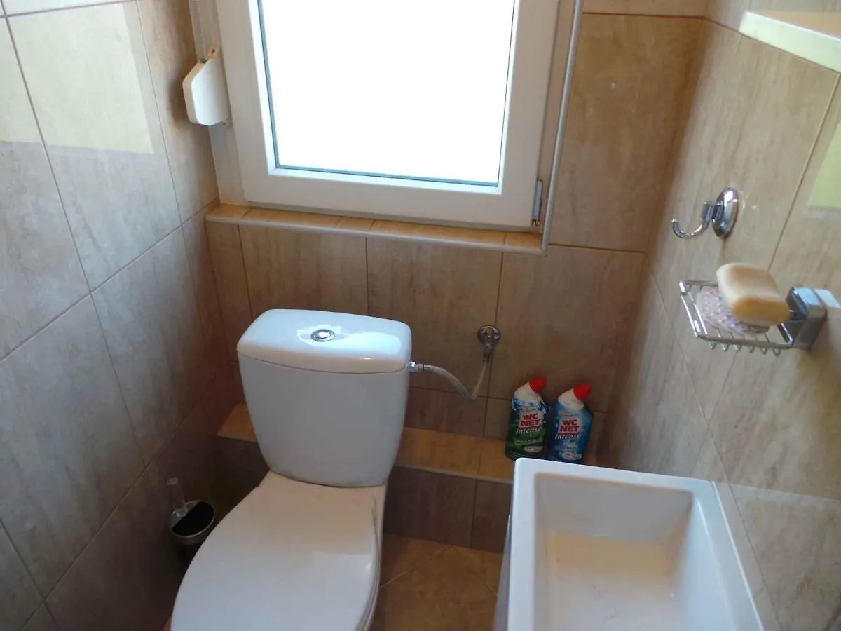 Apartment Near Archaeological Museum In Pula In Pluj Croatia